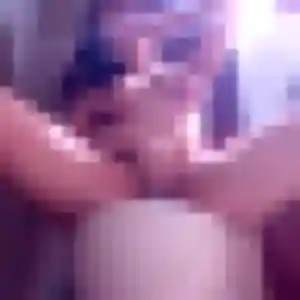 Christine, 19 ans, connectée à Persan pour un rencontre libertine