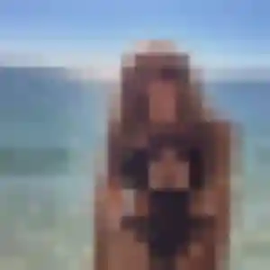 Delphine, 35 ans, en ligne à Pineuilh pour un rencontre libertine