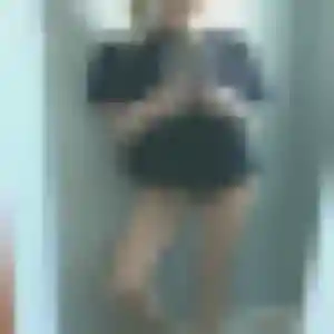 Photo exclusive de Louisa, 35 ans à Pleyber-Christ - plan discret