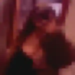 Photo de Anne-Marie à Pontchâteau (24 ans) - rencontre libertine discret