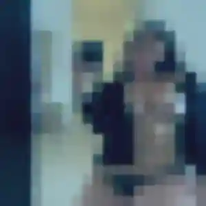 Apolline, 30 ans, connectée à Port-Saint-Père pour un rencontre libertine