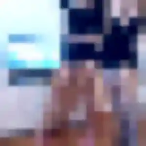 Nadia, 19 ans, connectée à Roissy-en-Brie pour un rencontre libertine