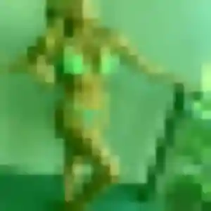 Contacte Amandine, 26 ans à Saint-Aubin-de-Médoc en privé