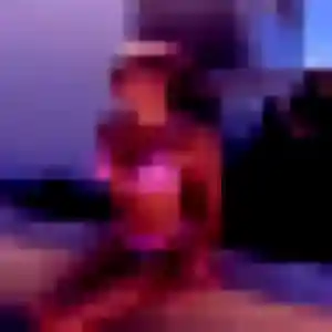 Photo privée de Solange, 45 ans à Saint-Aubin-du-Cormier - plan discret