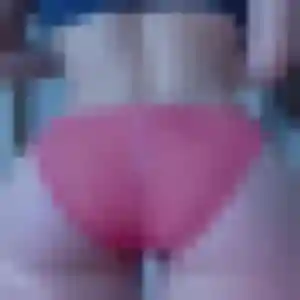 Jeanne, femme de 29 ans veut rencontre libertine à Saint-Genest-Lerpt