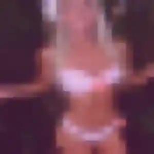 Yvonne, fille de 26 ans propose rencontre libertine à Saint-Germain-Laprade