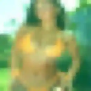 Lisa, 31 ans, dispo pour rencontre libertine à Saint-Gilles