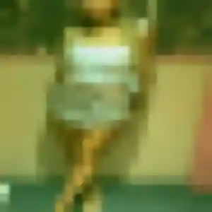 Regine, femme de 28 ans cherche rencontre libertine à Saint-Héand