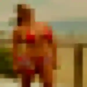 Brigitte (39 ans) à Saint-Herblain propose un rencontre libertine ce soir