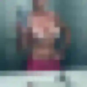 Photo sexy de Naomi, 35 ans à Saint-Jacques-de-la-Lande - plan discret