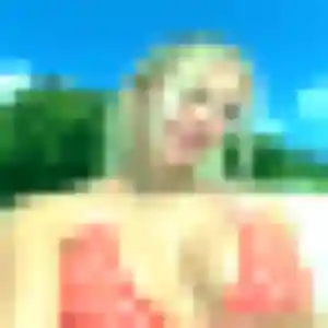 Rejoins Nora, 28 ans à Saint-Jean-de-Braye gratuitement