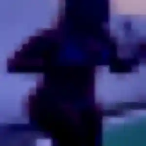 Domitille, 21 ans, en ligne à Saint-Joachim pour une rencontre coquine