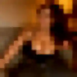Rebecca, femme de 23 ans propose rencontre libertine à Saint-Julien-de-Concelles