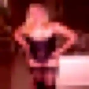Découvre Charlotte, 22 ans à Saint-Pourçain-sur-Sioule gratuitement