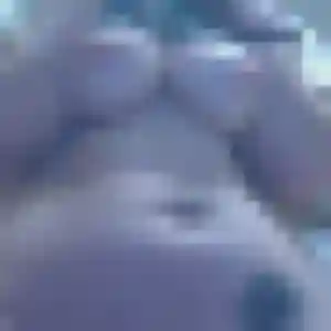 Charmante Brunehilde, 21 ans à Saint-Rémy-sur-Avre - voir sa photo