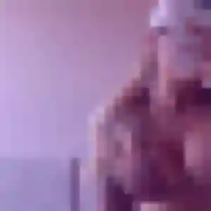 Inaya, 43 ans, connectée à Saint-Sébastien-sur-Loire pour une rencontre coquine