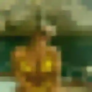 Melodie, femme de 19 ans cherche rencontre libertine à Thuir
