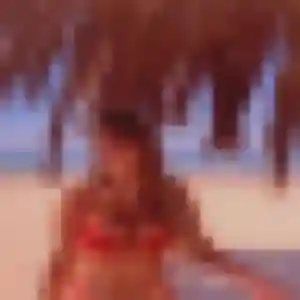 Rejoins Maya, 20 ans à Tosse gratuitement