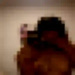 Capucine, 26 ans, dispo pour rencontre libertine à Trégunc