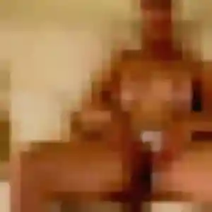 Isaure, femme de 28 ans propose rencontre libertine à Vayres