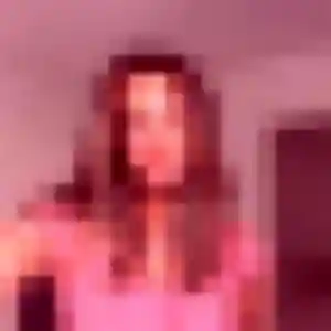 Zoe, 27 ans, connectée à Villemoustaussou pour une rencontre coquine